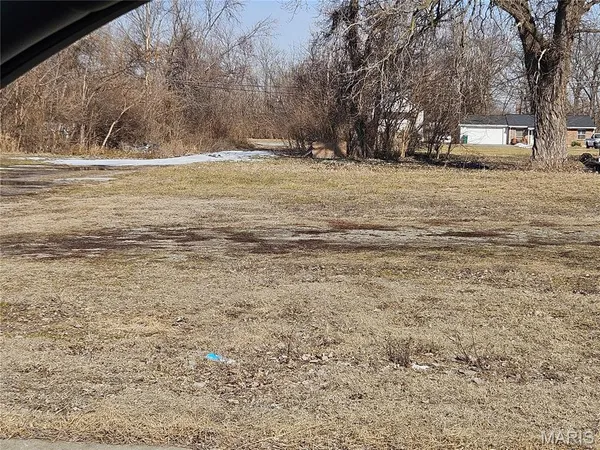 $1,900 | 914 South 12th Street, East St. Louis, IL 62201