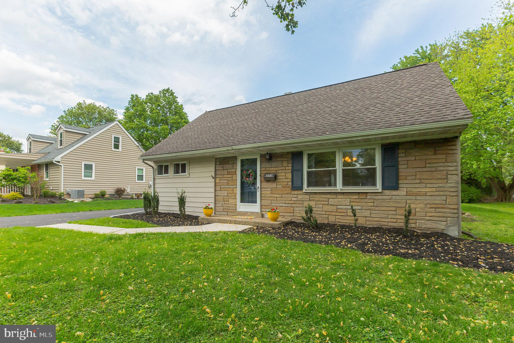 303 Crestview Road Lansdale, PA 19446 - Photo 2 of 30 Gallery Image 2