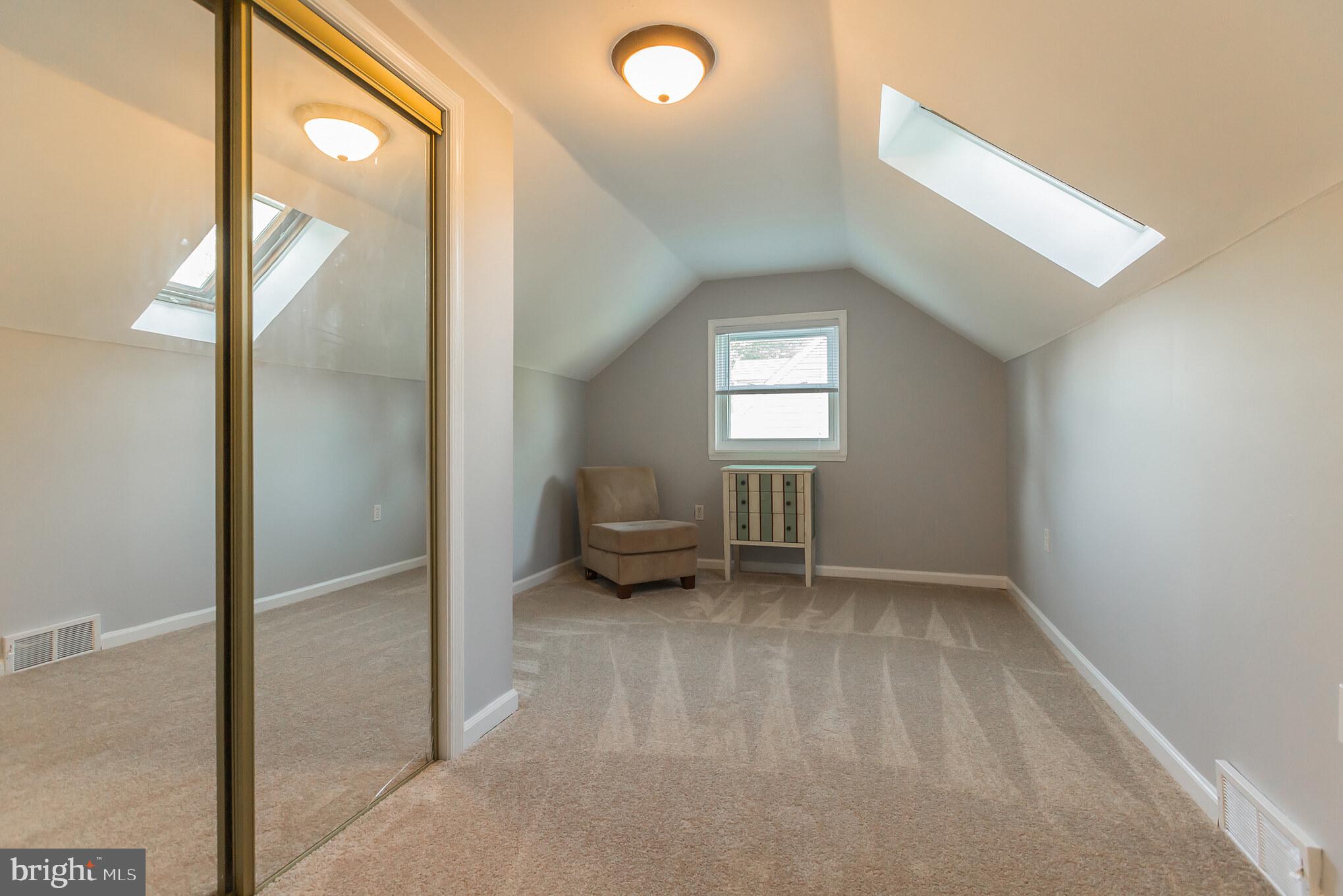 303 Crestview Road Lansdale, PA 19446 - Photo 12 of 30 Gallery Image 12