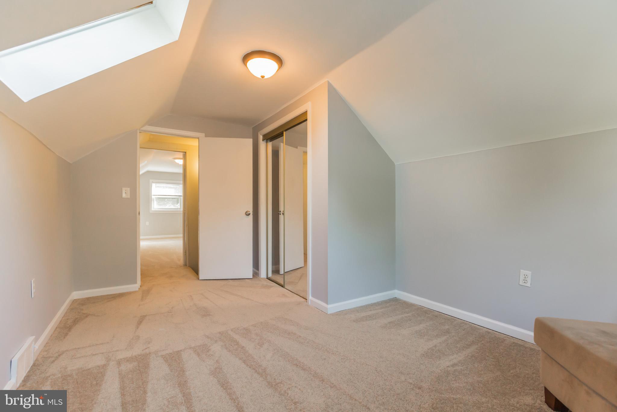 303 Crestview Road Lansdale, PA 19446 - Photo 17 of 30 Gallery Image 17