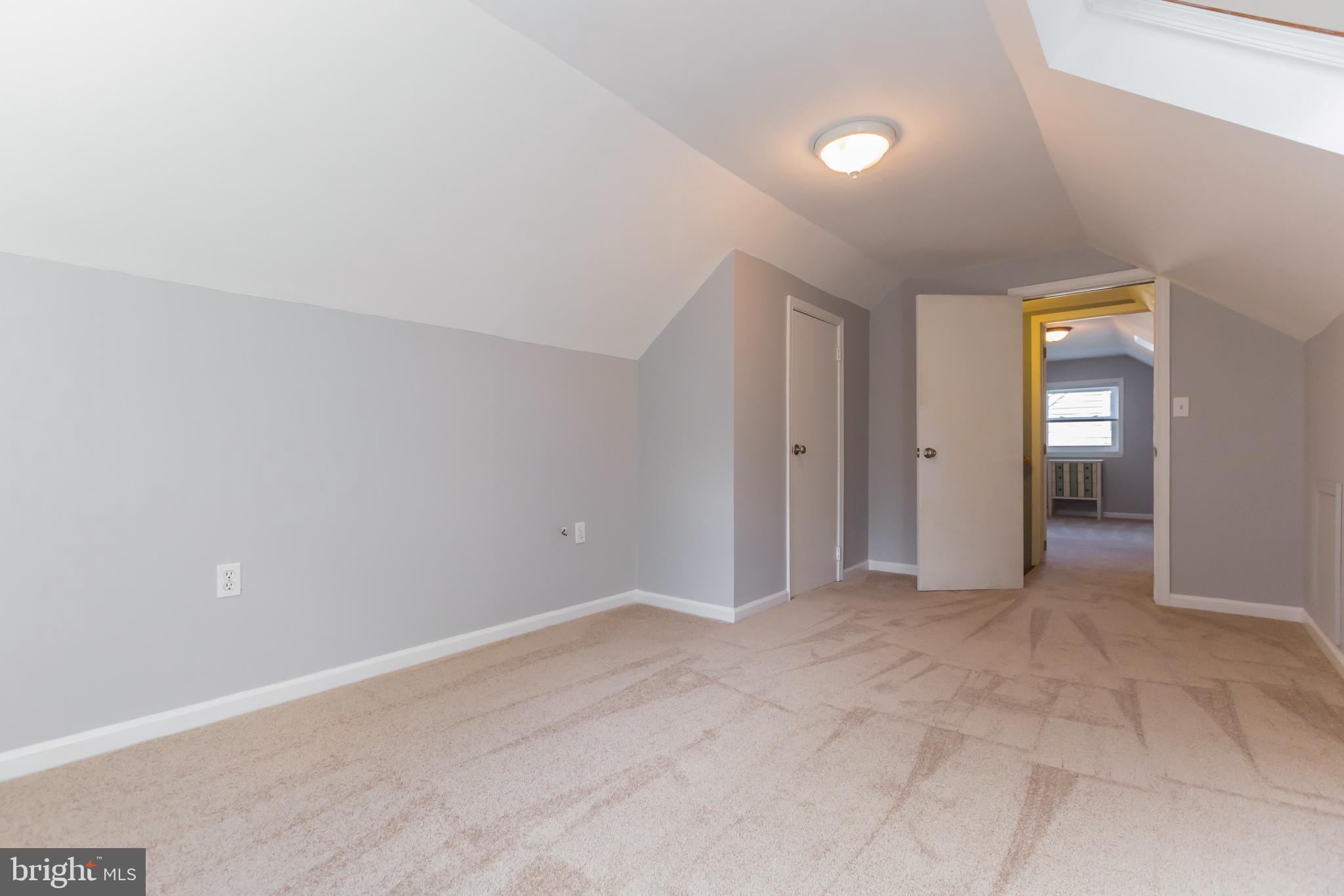 303 Crestview Road Lansdale, PA 19446 - Photo 19 of 30 Gallery Image 19
