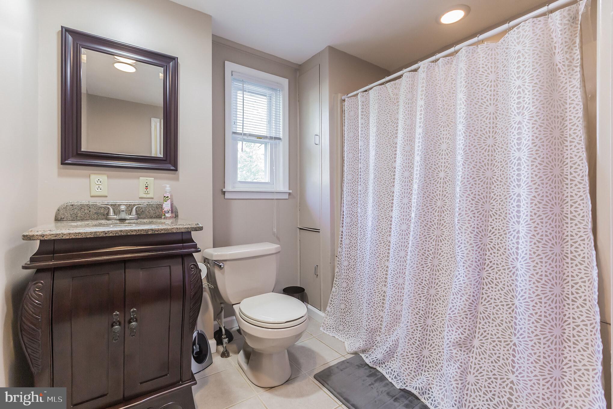 303 Crestview Road Lansdale, PA 19446 - Photo 20 of 30 Gallery Image 20