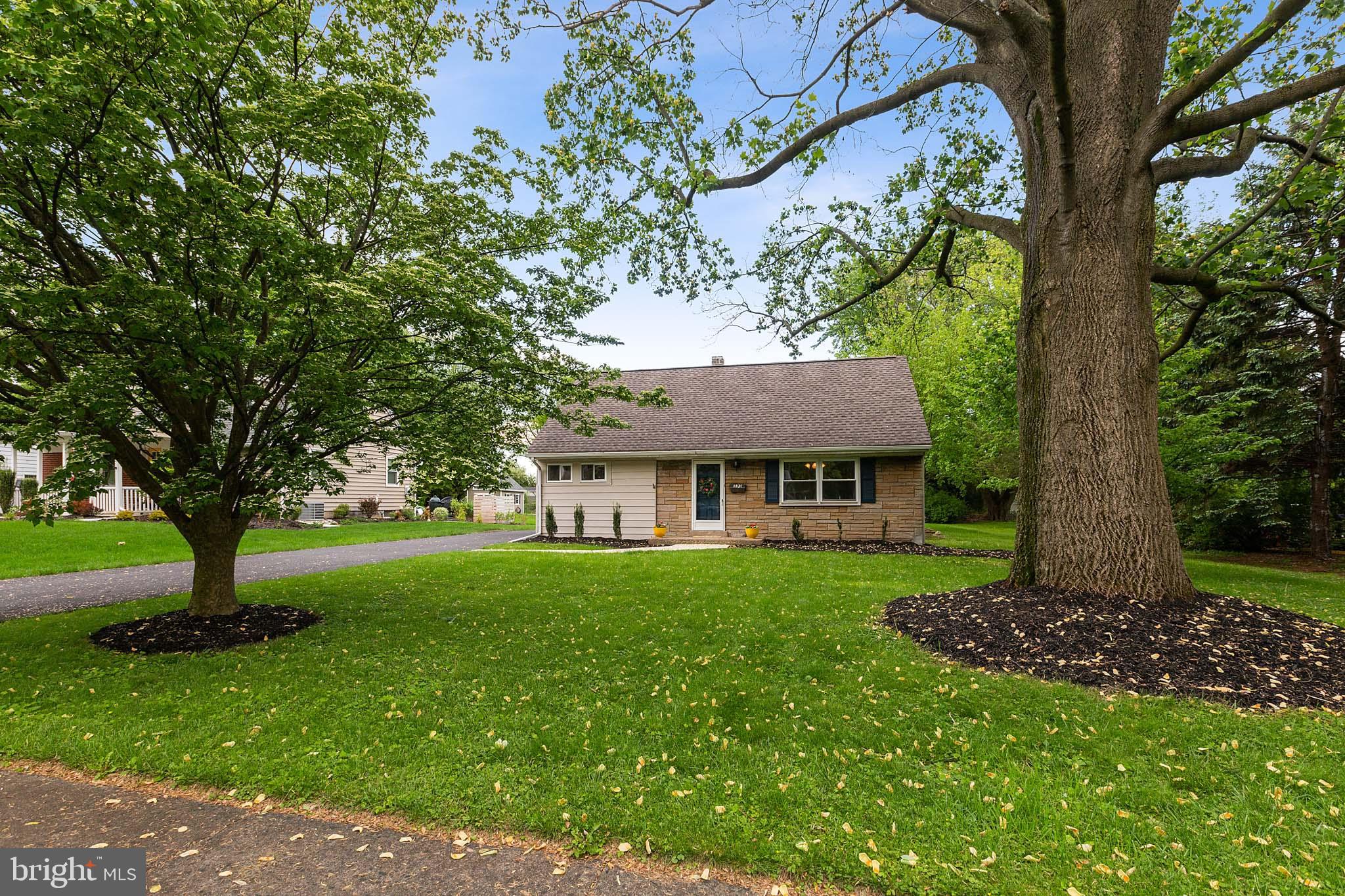 303 Crestview Road Lansdale, PA 19446 - Photo 3 of 30 Gallery Image 3