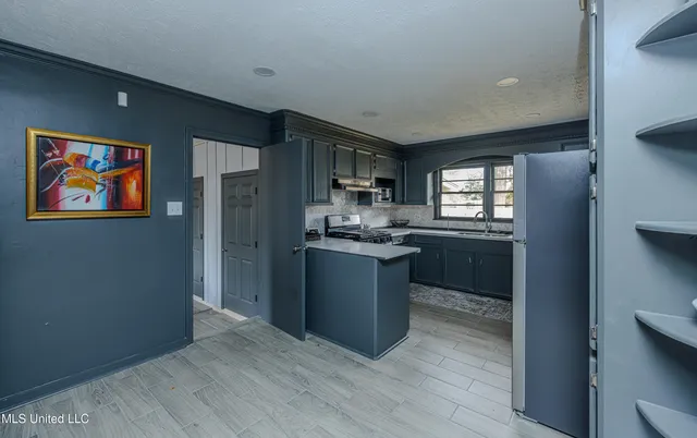 $179,900 | 5854 Canton Park Drive, Jackson, MS 39211