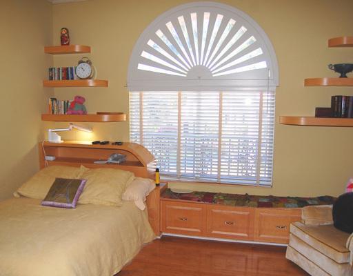 5876 Windsor Terrace Boca Raton, FL 33496 - Photo 9 of 16 a bedroom with a bed and a window