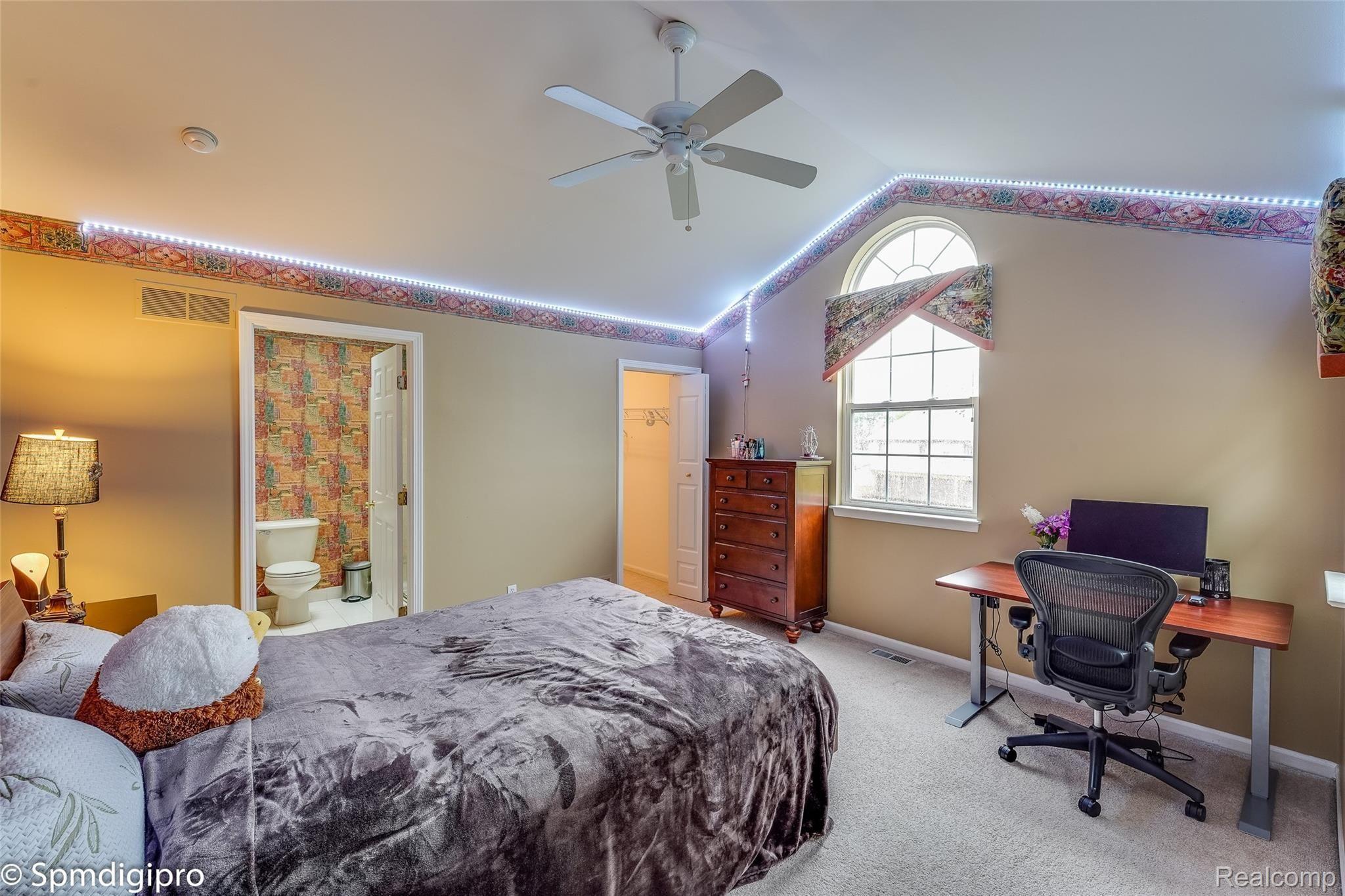 41687 Glade Road Canton, MI 48187 - Photo 49 of 59 41687 glade rd canton-52.jpg