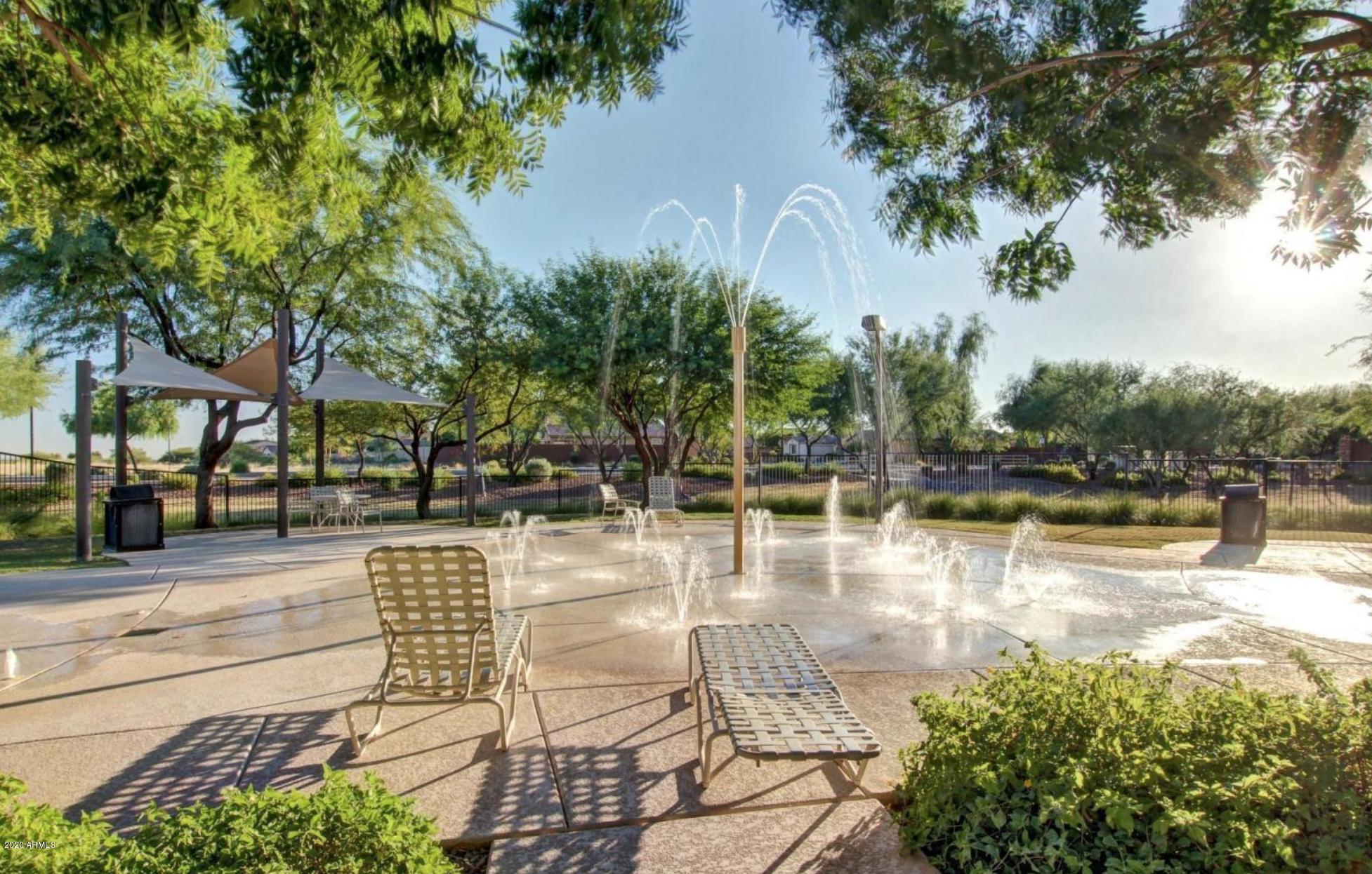 17650 West Red Bird Road Surprise, AZ 85387 - Photo 28 of 30 Community Splash Pad