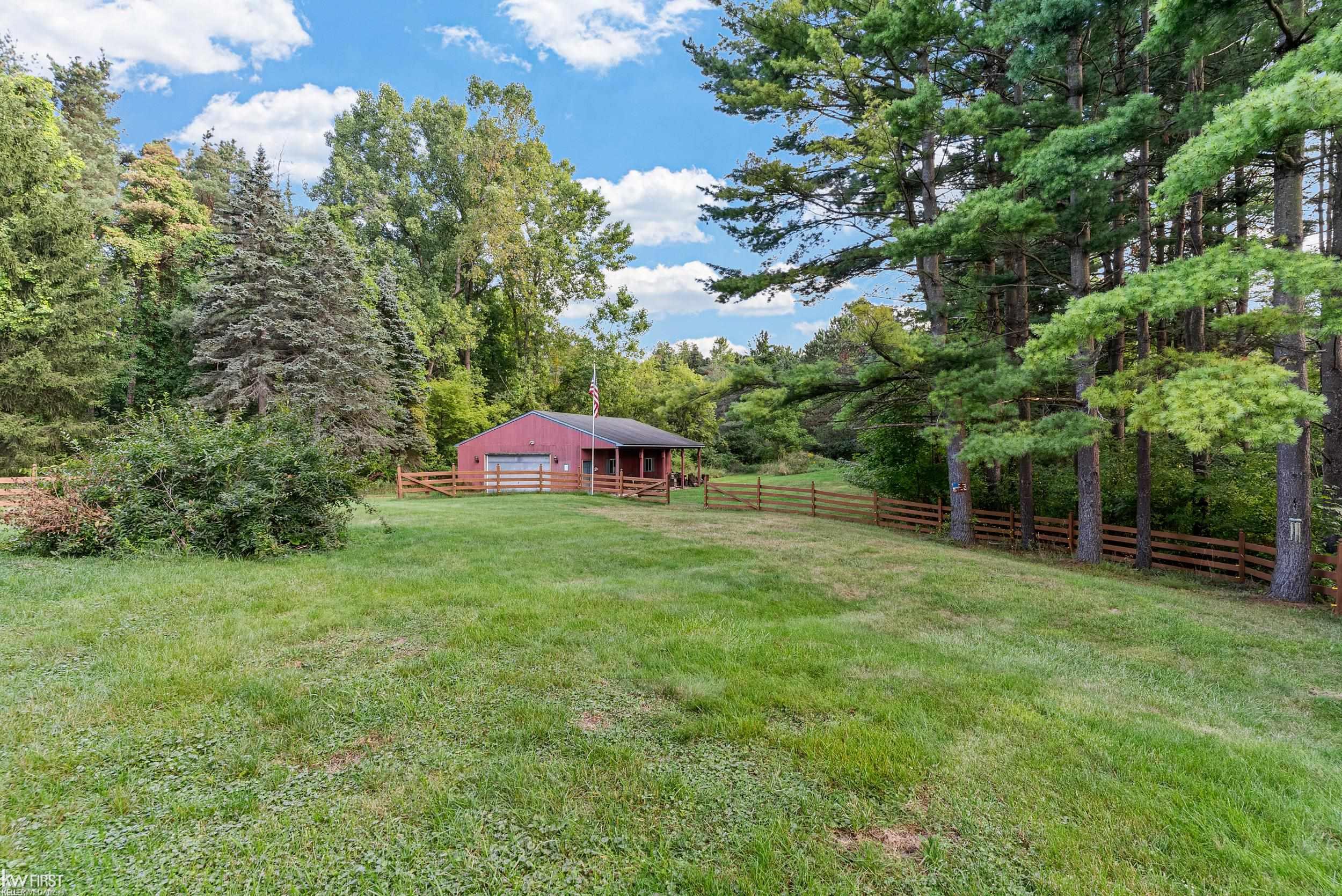 1061 Rose Center Road Fenton, MI 48430 - Photo 57 of 66