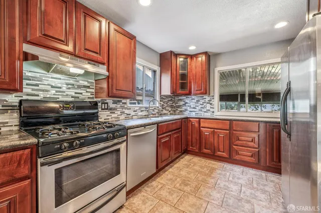 $484,900 | 127 Grove Street, Richmond, CA 94804