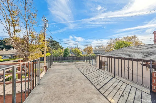 $484,900 | 127 Grove Street, Richmond, CA 94804