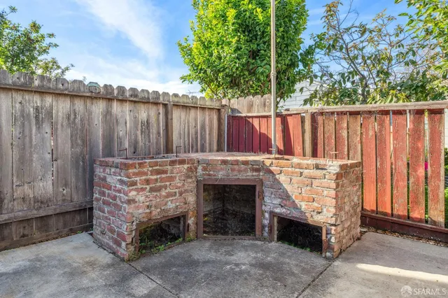 $484,900 | 127 Grove Street, Richmond, CA 94804