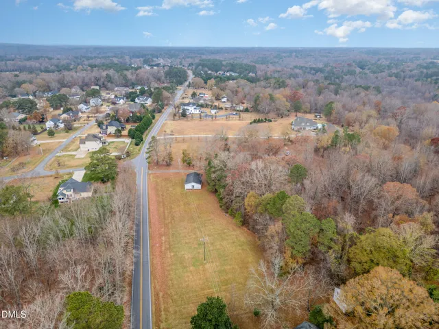 a view of a city street view