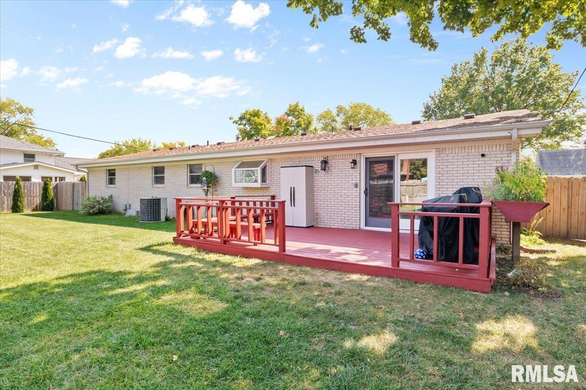 59 Mesa Road Springfield, IL 62702 - Photo 40 of 43