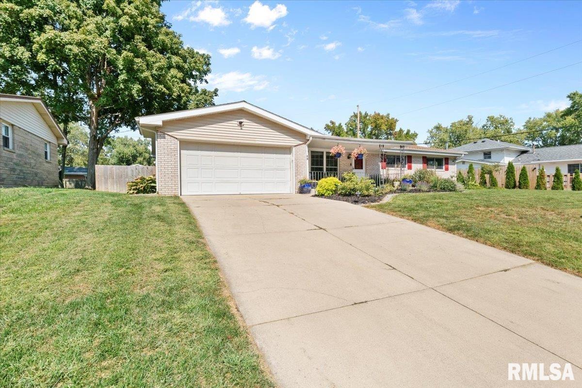59 Mesa Road Springfield, IL 62702 - Photo 4 of 43
