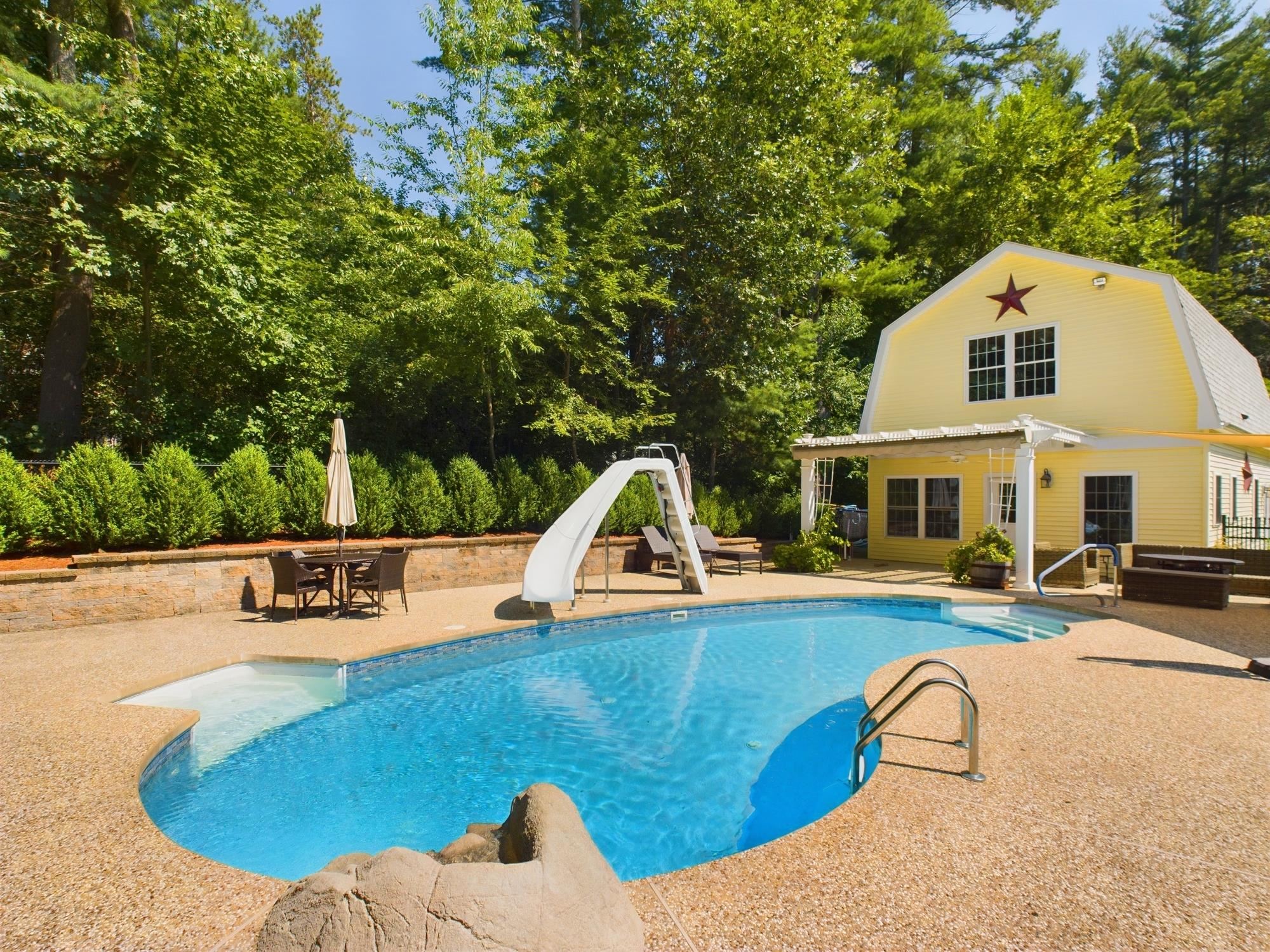 27 Rock Pond Road Windham, NH 03087 - Photo 3 of 57