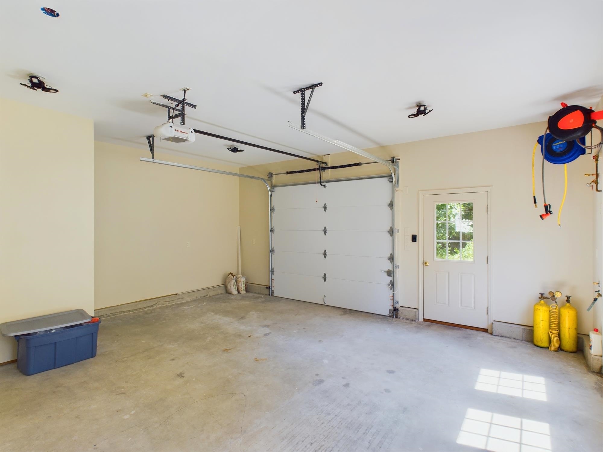 27 Rock Pond Road Windham, NH 03087 - Photo 47 of 57