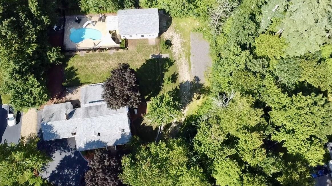 27 Rock Pond Road Windham, NH 03087 - Photo 6 of 57