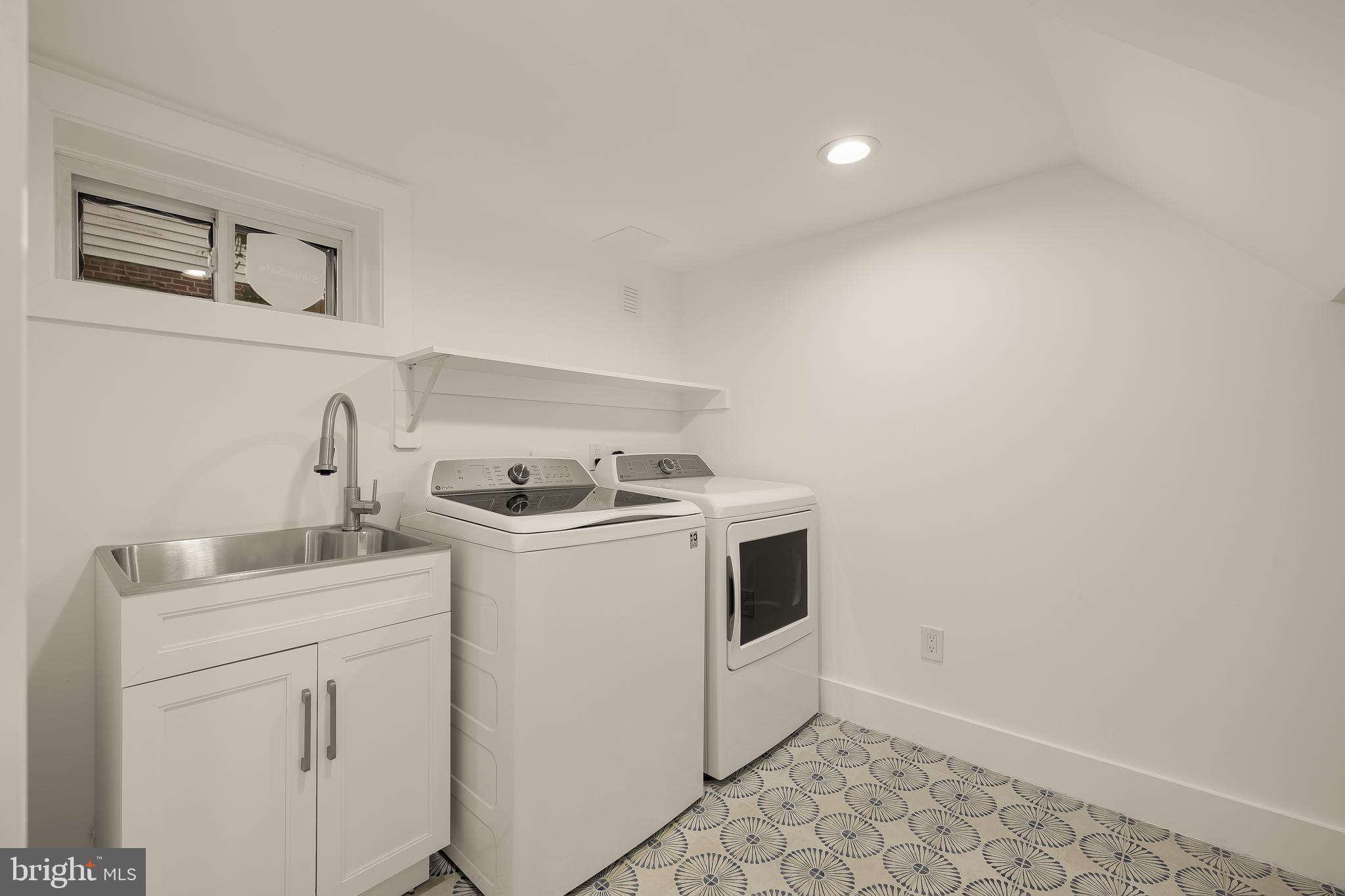 2832 Summerfield Road Falls Church, VA 22042 - Photo 33 of 43