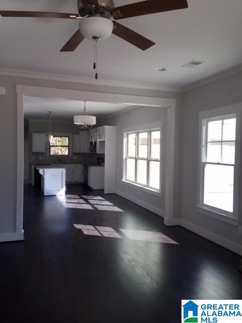879 Valley Circle Leeds, AL 35094 - Photo 2 of 17