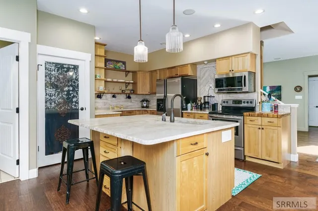 $545,900 | 651 Steed Road, Inkom, ID 83245