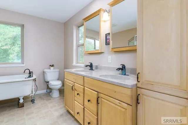 $545,900 | 651 Steed Road, Inkom, ID 83245