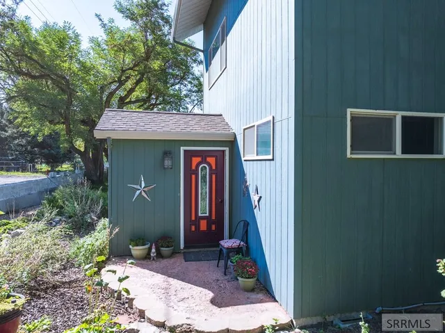 $545,900 | 651 Steed Road, Inkom, ID 83245