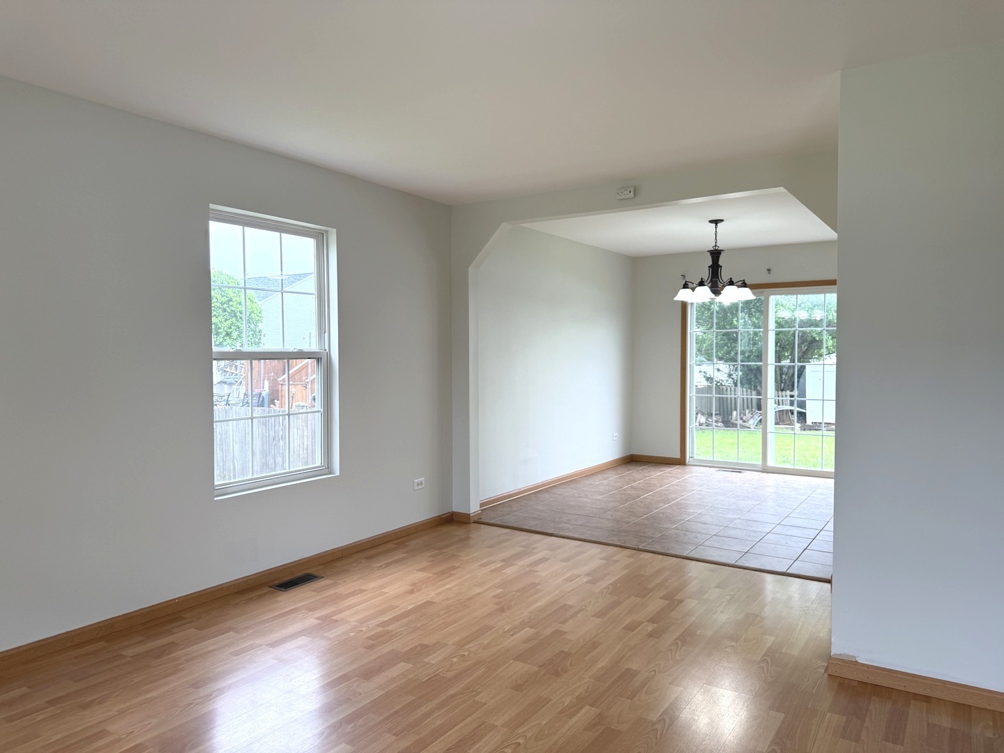 6304 Blue Ridge Drive Plainfield, IL 60586 - Photo 4 of 30