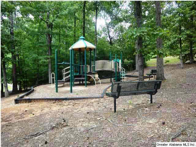 305 Red Bay Cove, Unit 40 Alabaster, AL 35114 - Photo 2 of 3