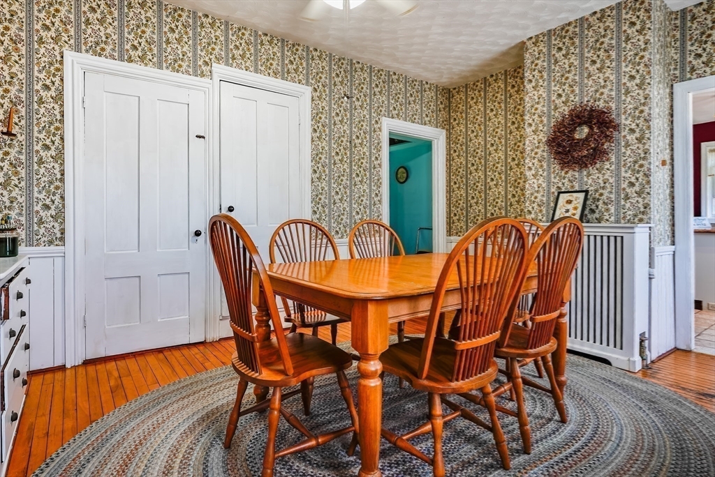 1236 Main Street Acushnet, MA 02743 - Photo 10 of 36