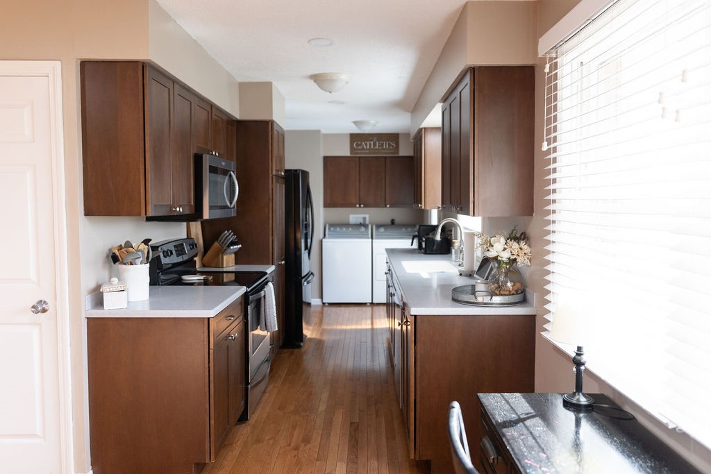 114 Mapleleaf Drive Catlin, IL 61817 - Photo 4 of 33 Kitchen