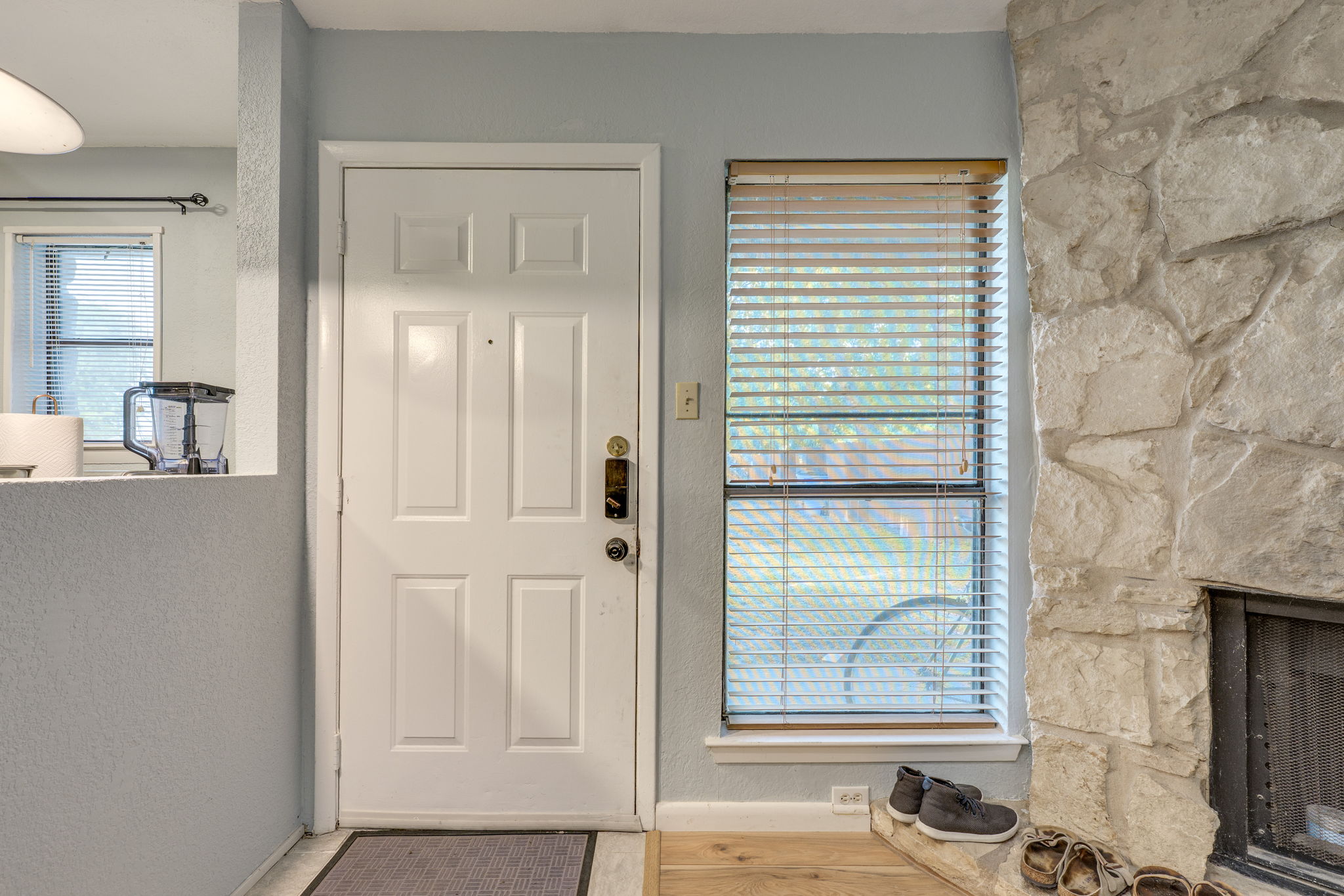 4307 South 1st Street, Unit 101 Austin, TX 78745 - Photo 9 of 33