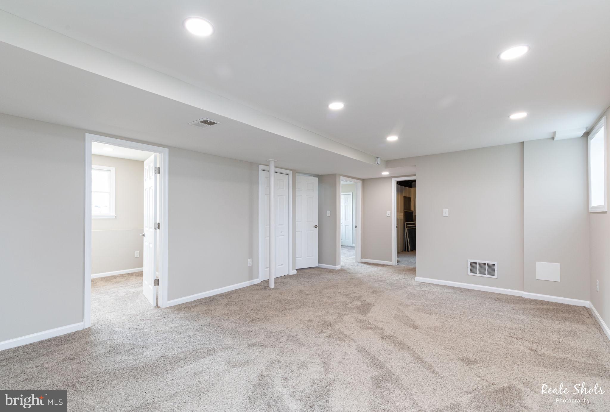 2006 Birch Road Baltimore, MD 21221 - Photo 23 of 37 a view of an empty room