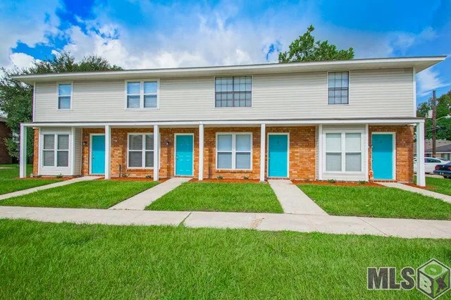 $975 | 5208 Brightside View Drive, Unit 4, Baton Rouge, LA 70820