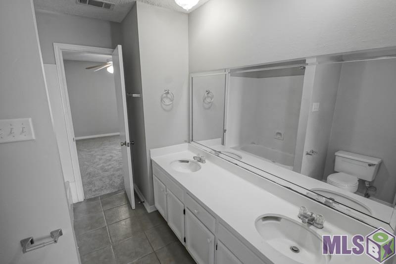 5208 Brightside View Drive, Unit 4 Baton Rouge, LA 70820 - Photo 16 of 20