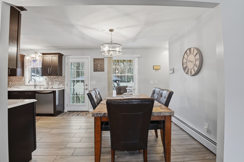 572 Bartlett Street Acushnet, MA 02743 - Photo 11 of 32