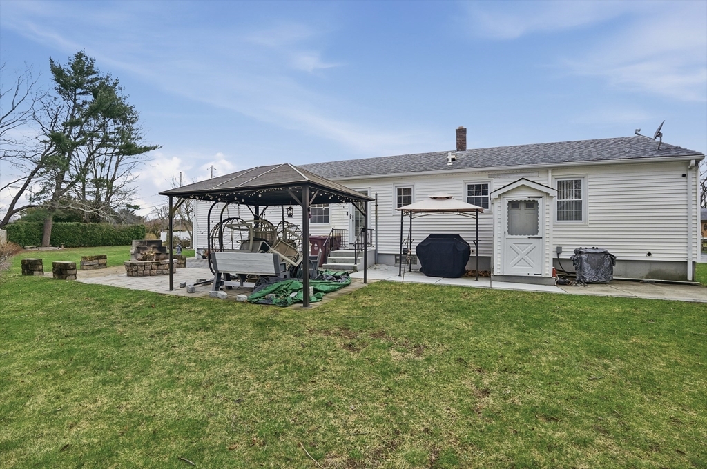 572 Bartlett Street Acushnet, MA 02743 - Photo 30 of 32