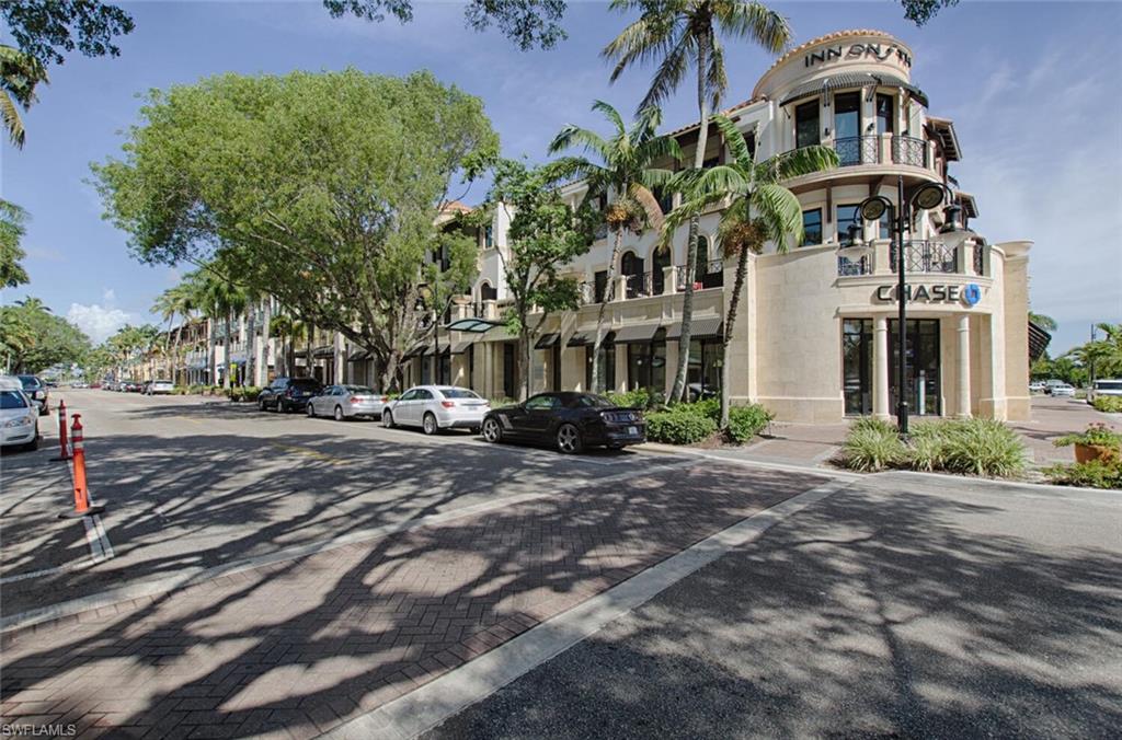 1600 Mandarin Road Naples, FL 34102 - Photo 12 of 12 Downtown 5th Ave