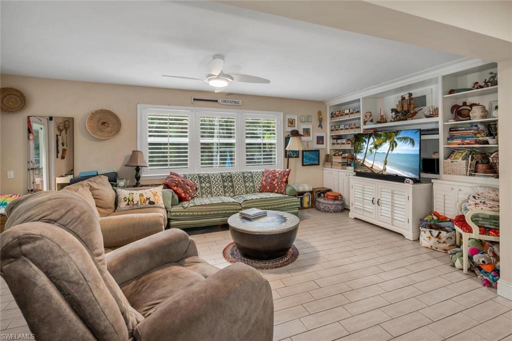 1600 Mandarin Road Naples, FL 34102 - Photo 7 of 12 Gallery Image 7