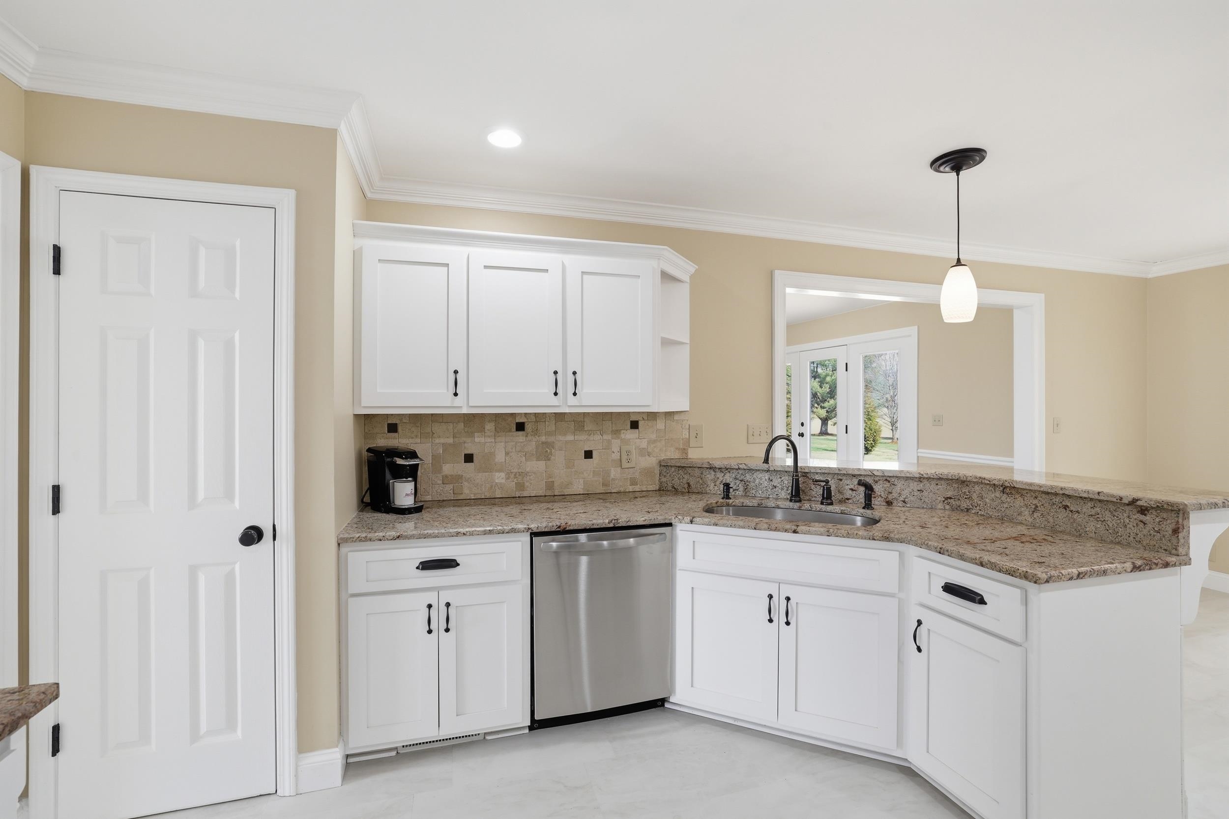 1327 Falcons Drive Walhalla, SC 29691 - Photo 18 of 42 Kitchen
