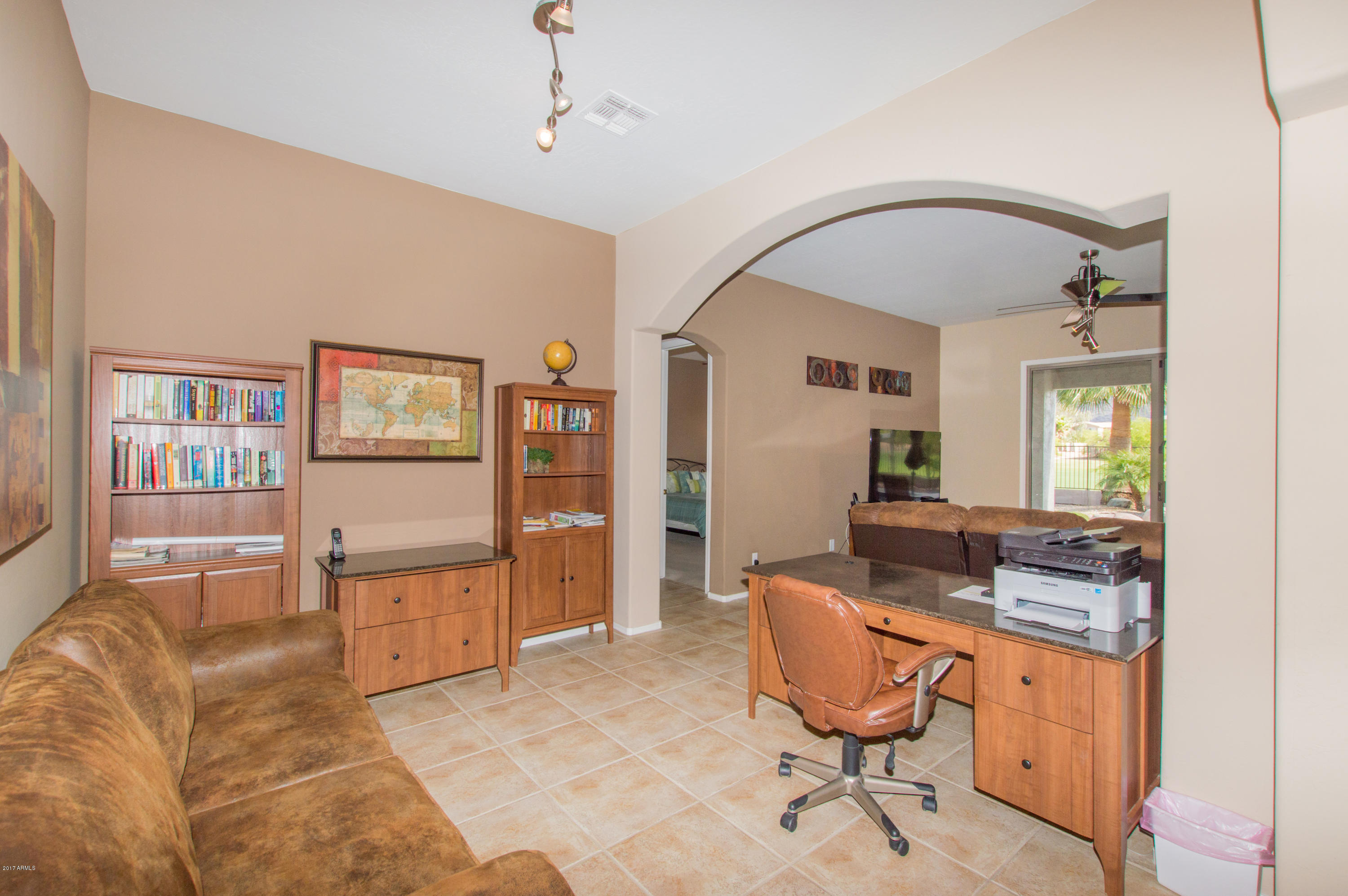 2625 East Fremont Road Phoenix, AZ 85042 - Photo 18 of 38