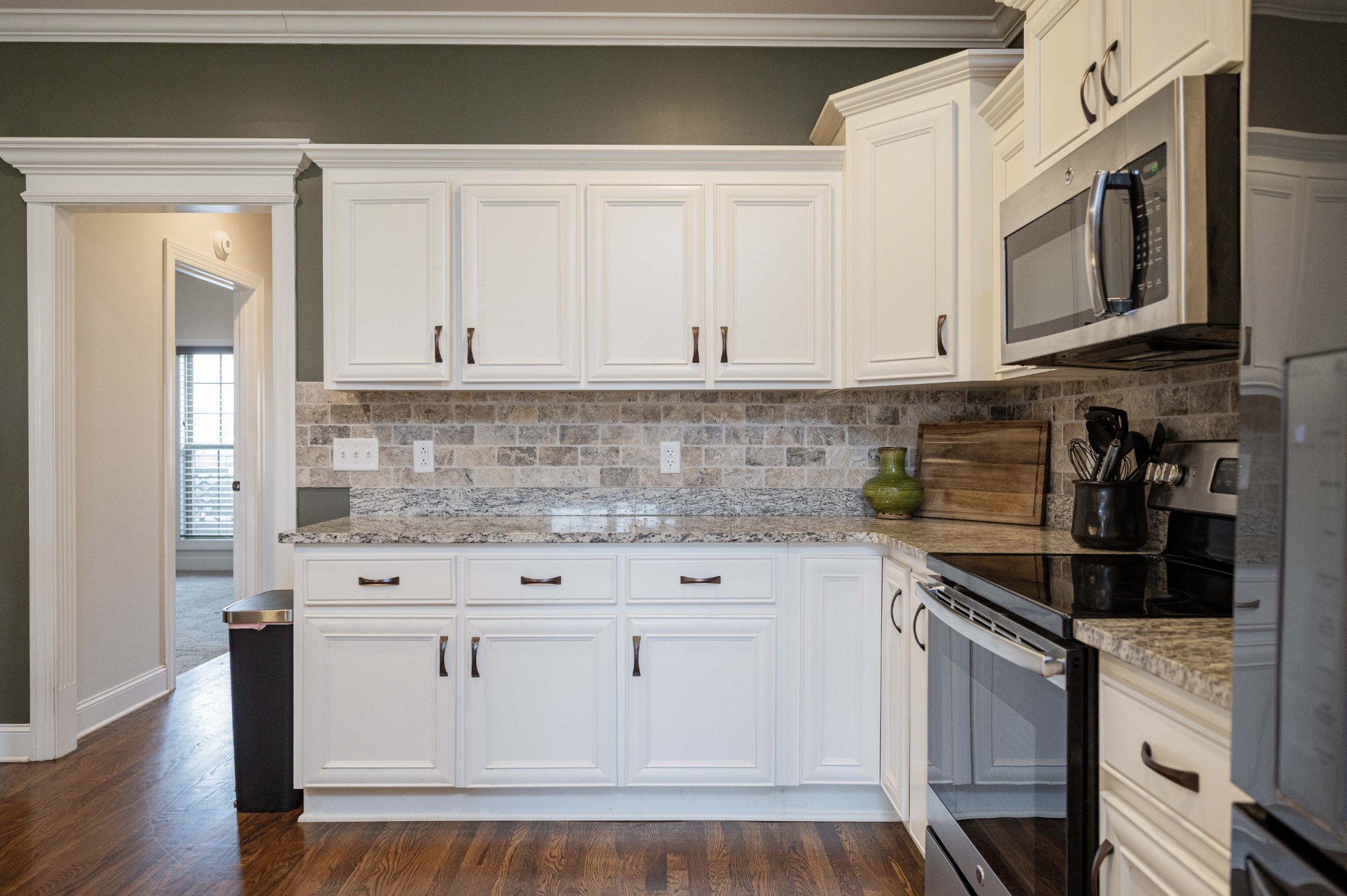 1130 Spring Creek Drive Murfreesboro, TN 37129 - Photo 5 of 26