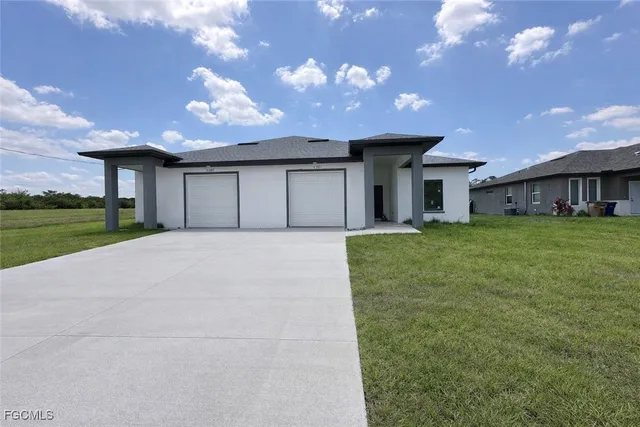 $1,750 | 5205-5207 30th Street Southwest, Lehigh Acres, FL 33973