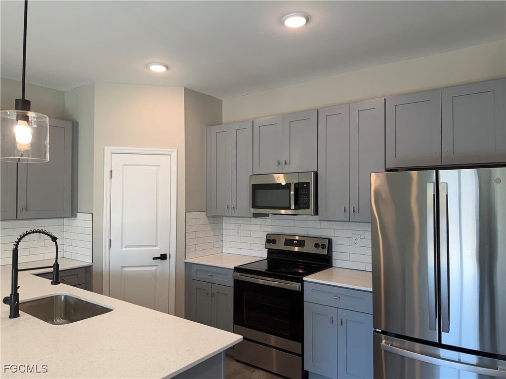 5205-5207 30th Street Southwest Lehigh Acres, FL 33973 - Photo 6 of 24