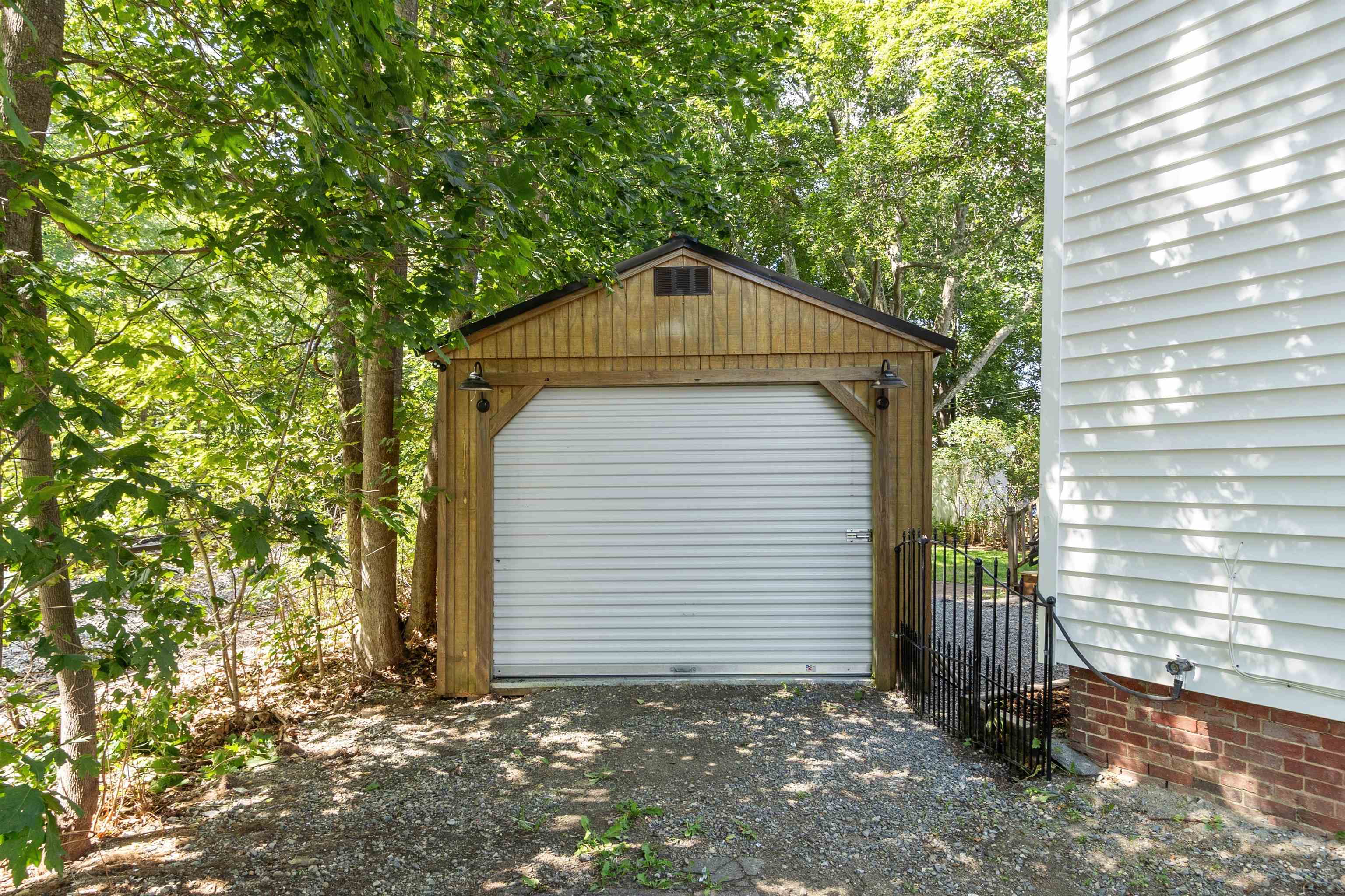 2 Salem Street Exeter, NH 03833 - Photo 10 of 30