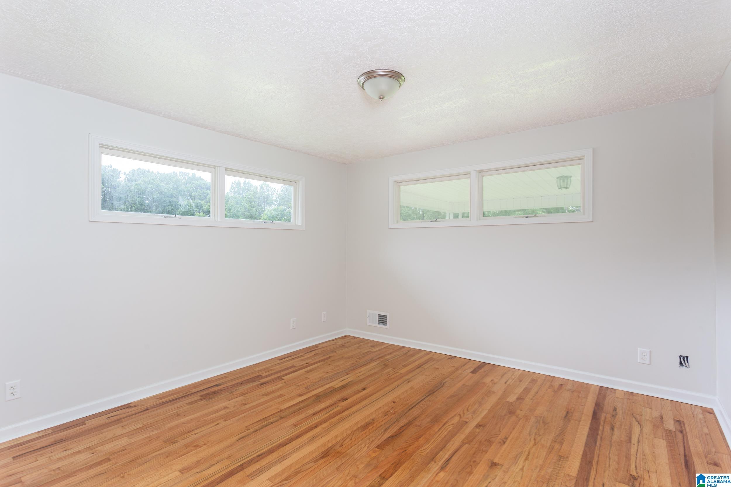 200 Saunders Avenue Anniston, AL 36201 - Photo 18 of 27