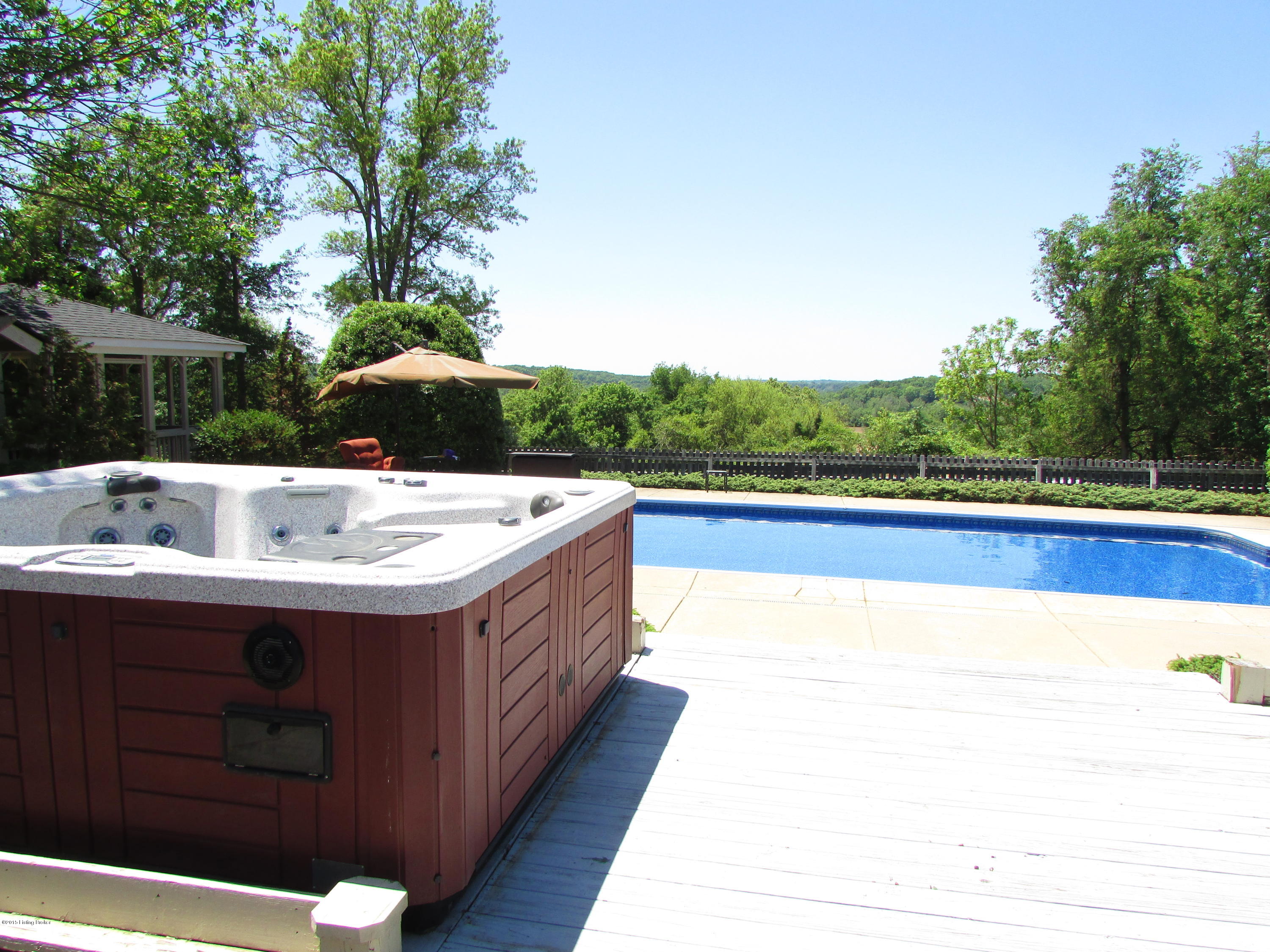 15200 Deer Run Road Louisville, KY 40299 - Photo 2 of 37 IMG_2187