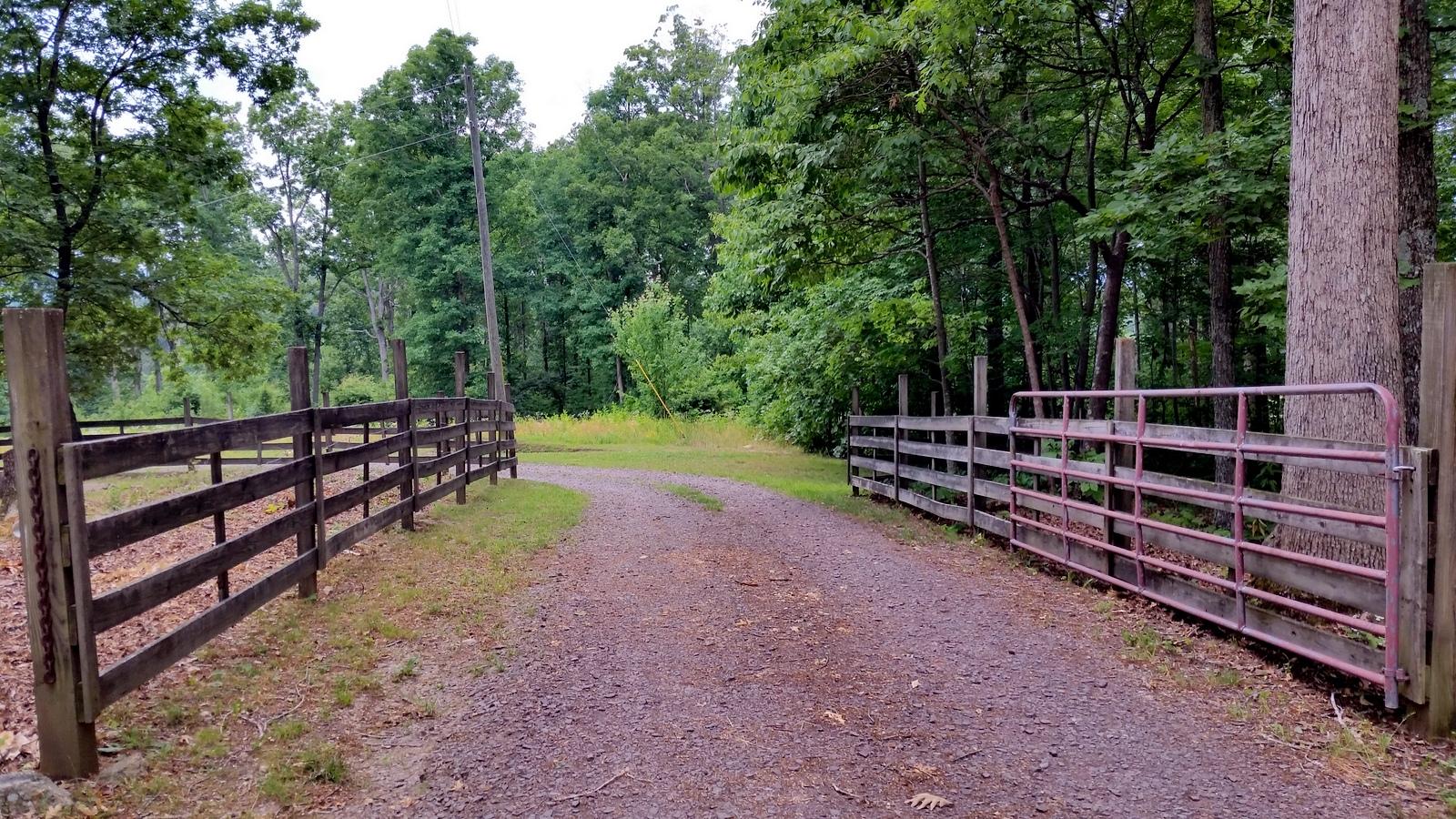 354 Old Federal Road Madisonville, TN 37354 - Photo 23 of 40 23-20160602_135738