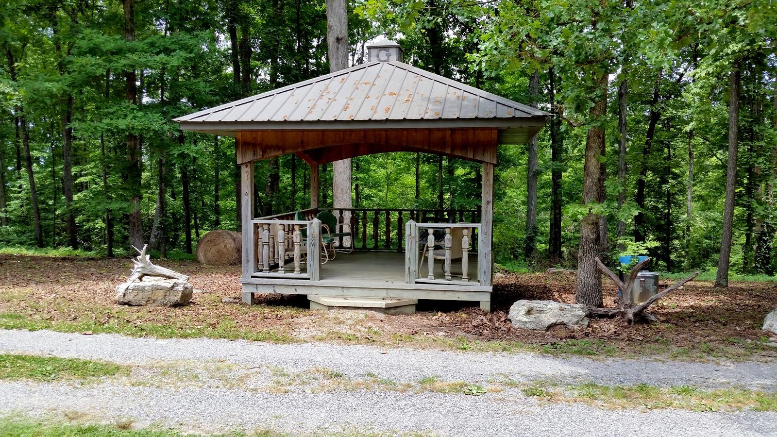 354 Old Federal Road Madisonville, TN 37354 - Photo 7 of 40 07-20160602_132932_000
