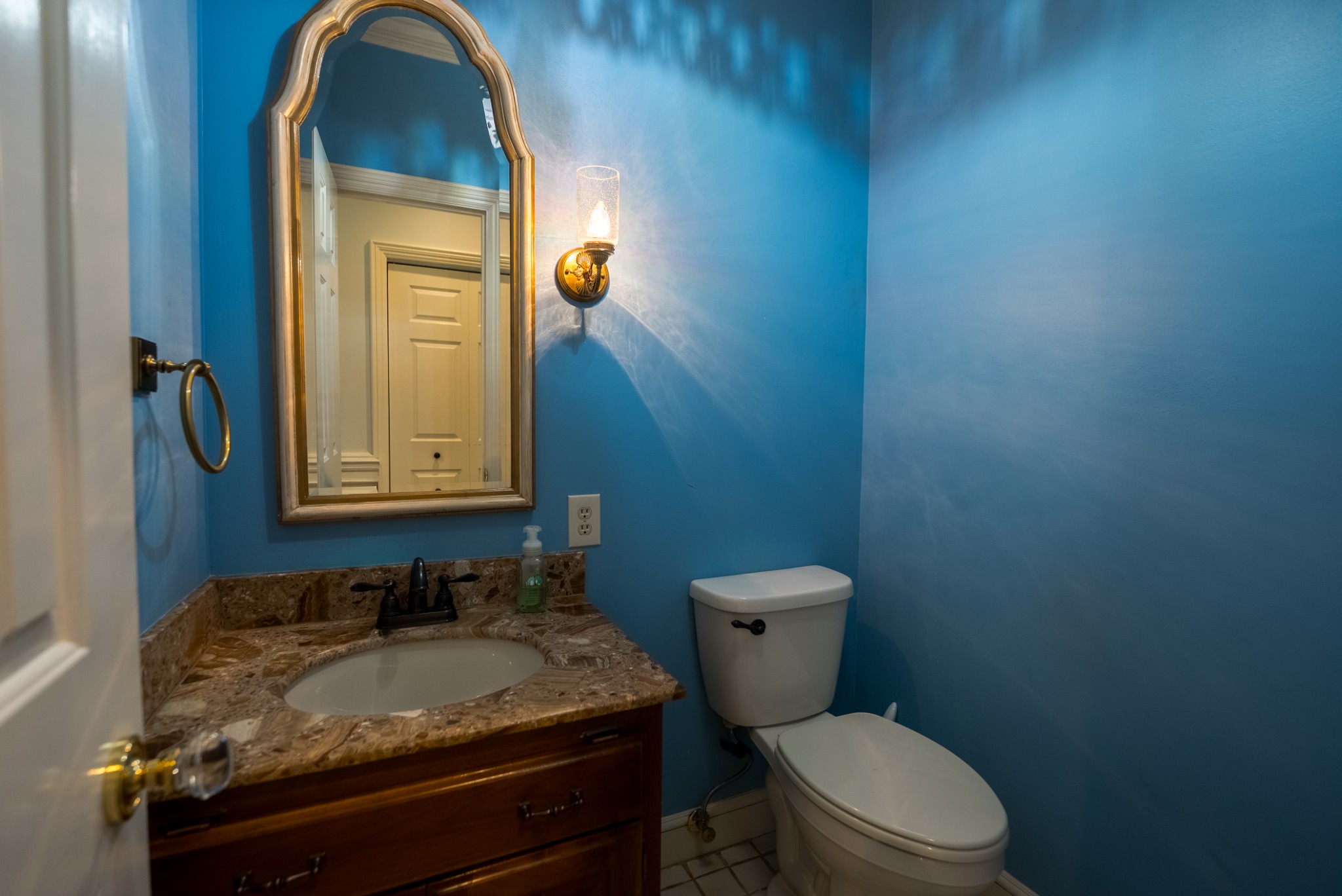 100 Point Circle Tullahoma, TN 37388 - Photo 8 of 33 a bathroom with a granite countertop toilet and sink