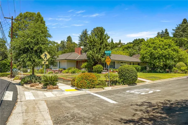 $10,000 | 591 Busch Place, Pasadena, CA 91105